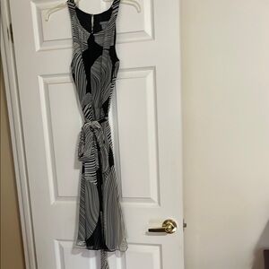 Ann Taylor cream and black midi dress size 6